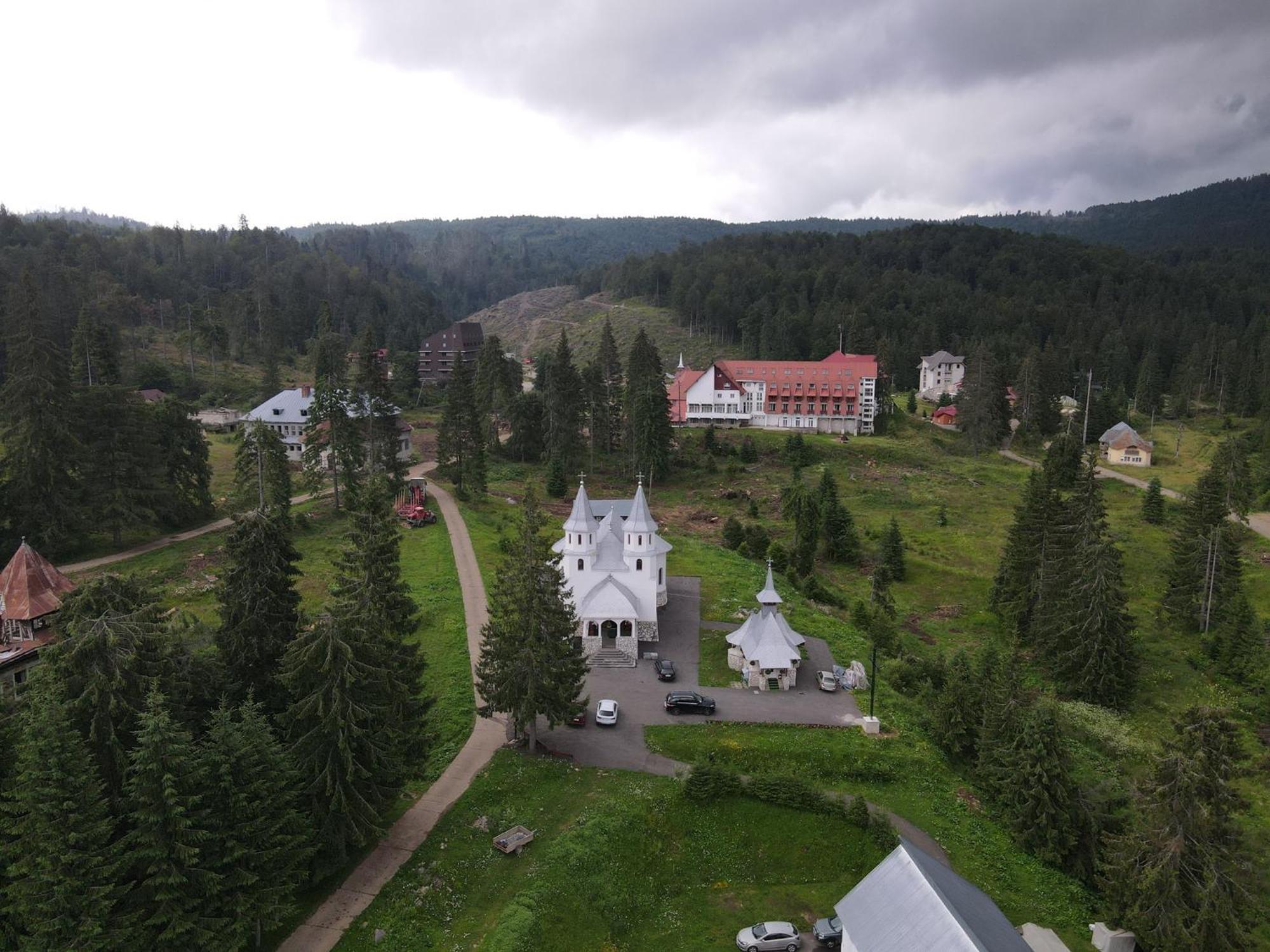 Hotel Iadolina Стана де Вале Екстериор снимка