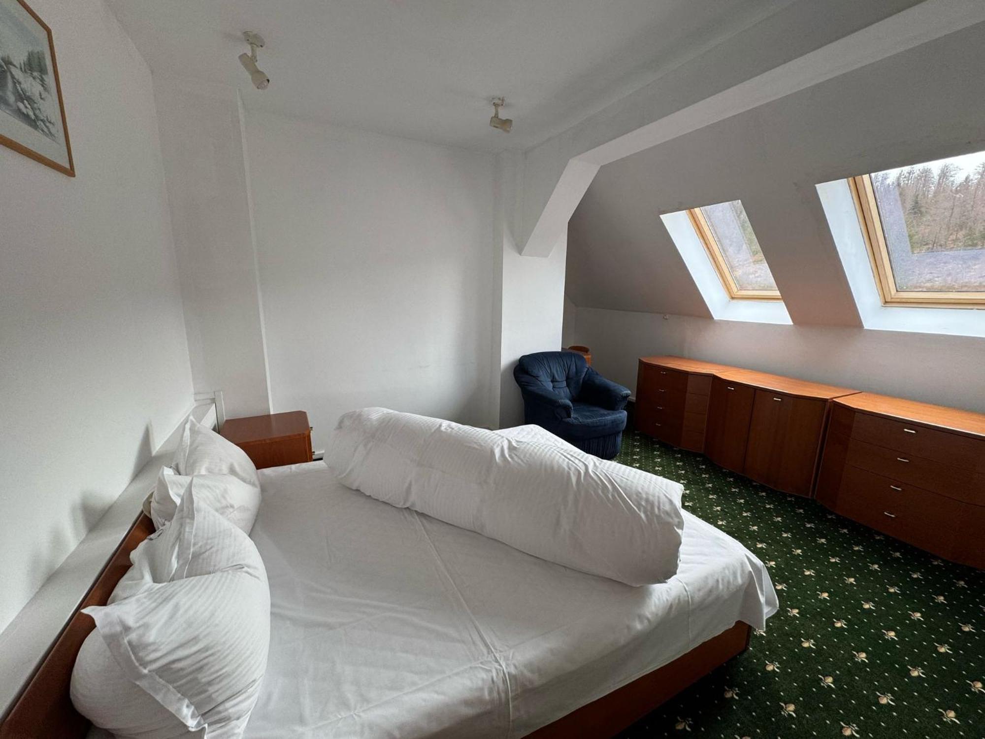 Hotel Iadolina Стана де Вале Екстериор снимка